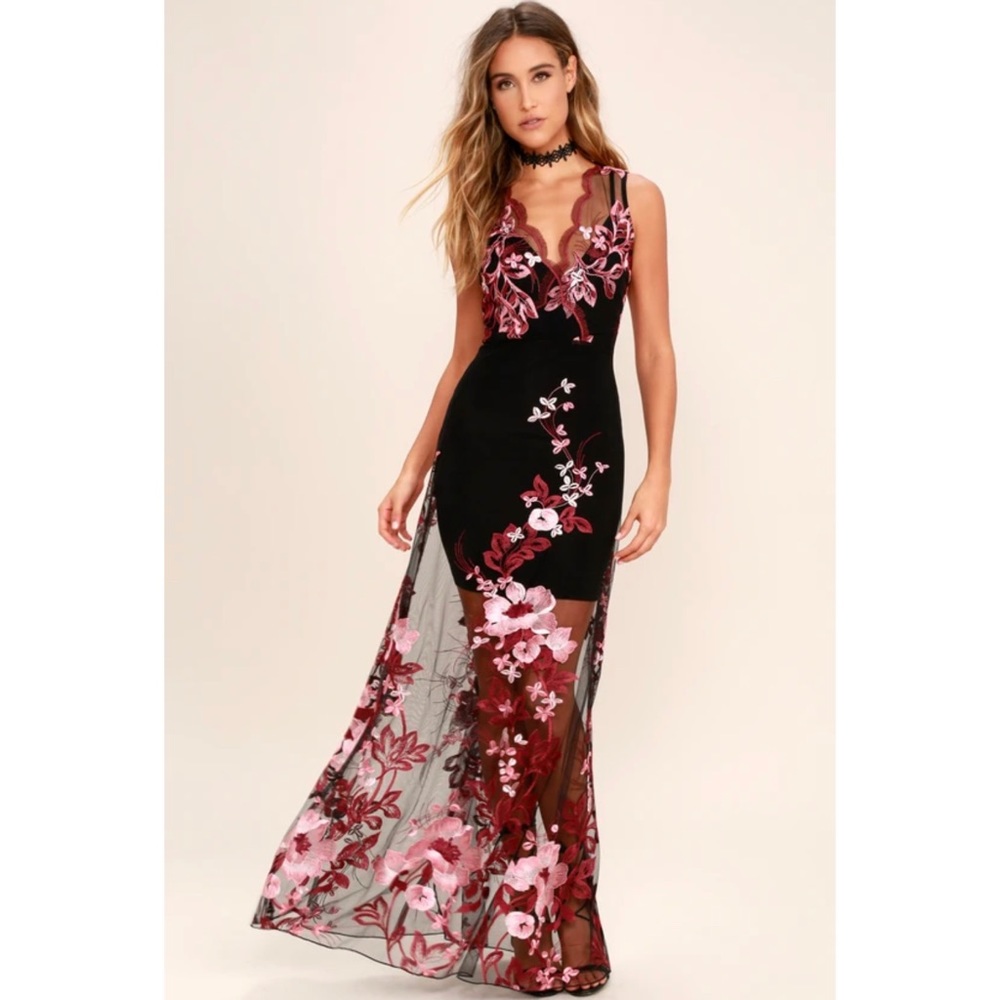 LULU’S Work the Bloom Wine Red Pink Black Embroidered Long Maxi Dress M Medium